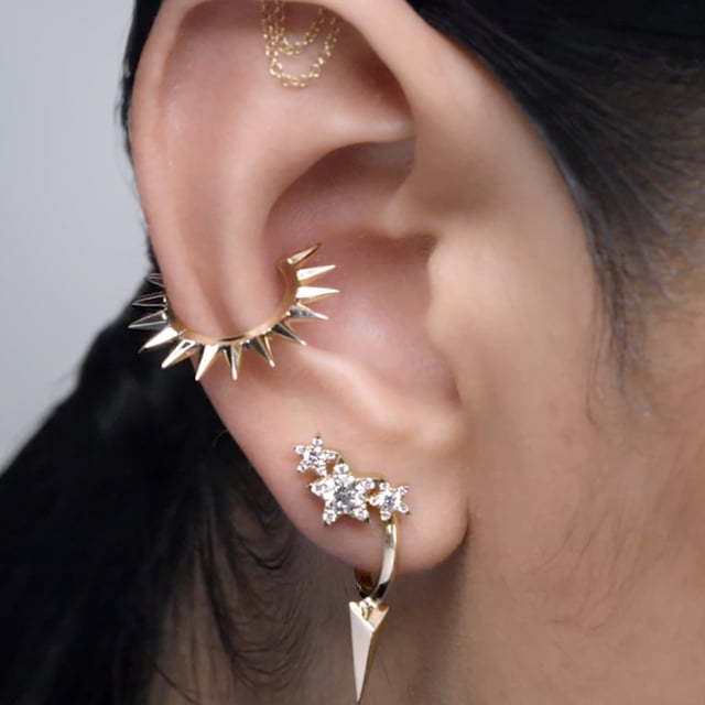 Three Star Garland Diamond Threaded Stud Earring