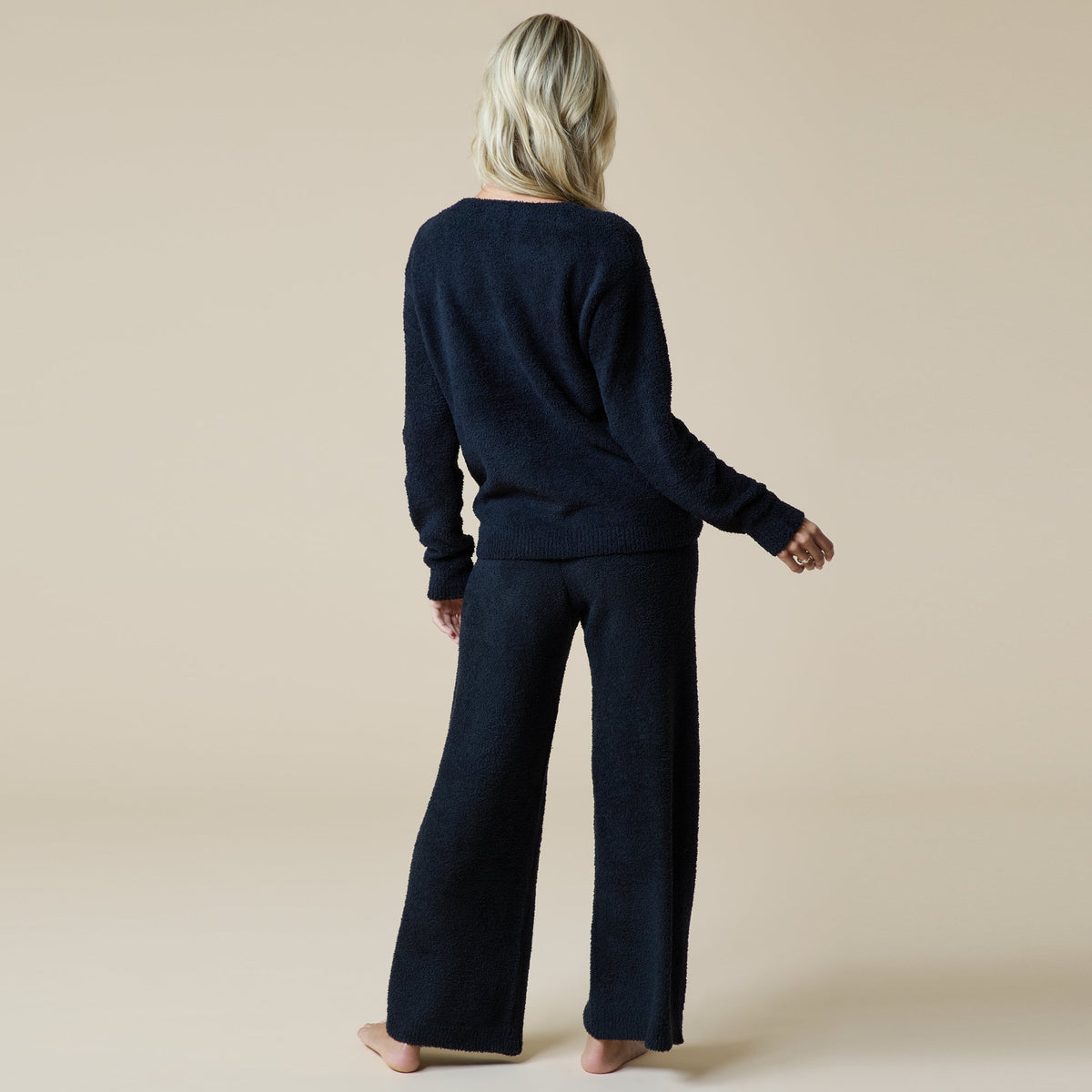 Solid Marshmallow V-Neck Lounge Set