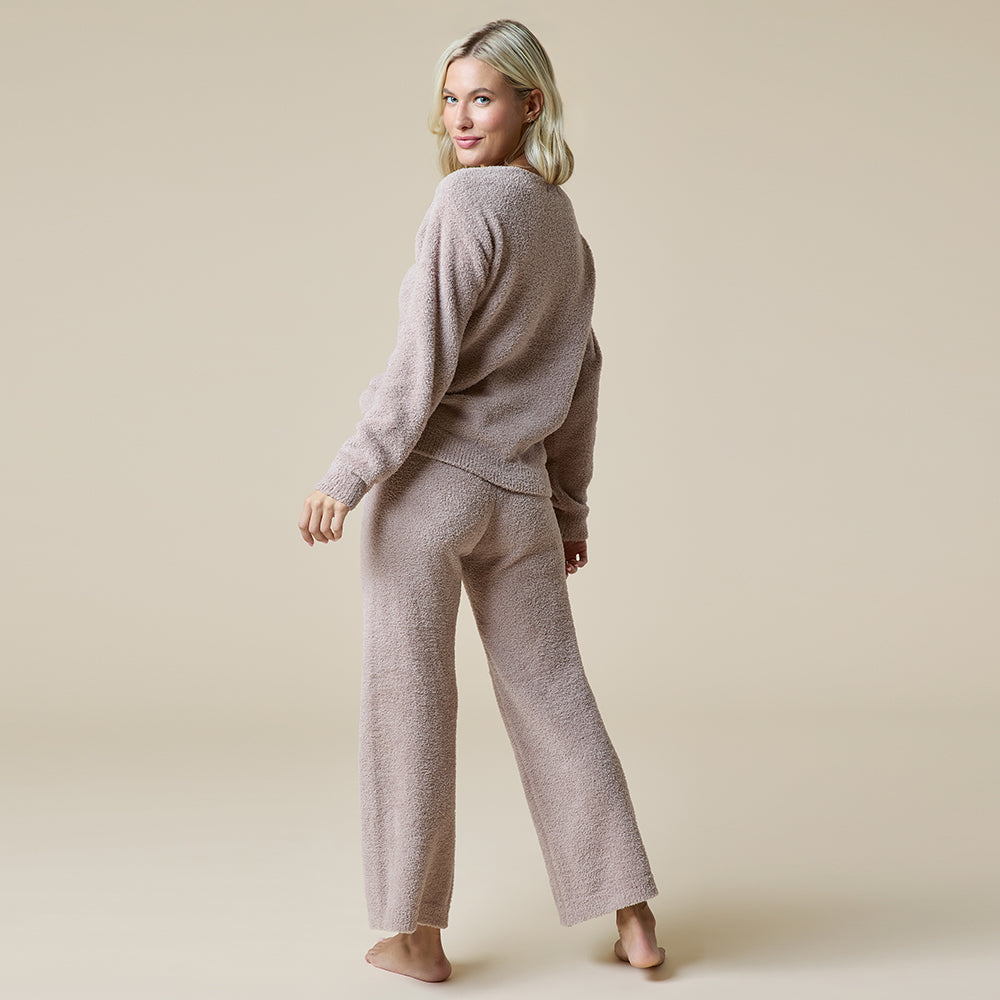 Solid Marshmallow V-Neck Lounge Set