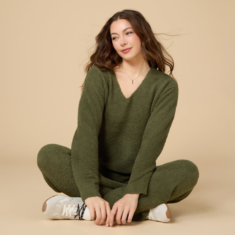 Solid Marshmallow V-Neck Lounge Set