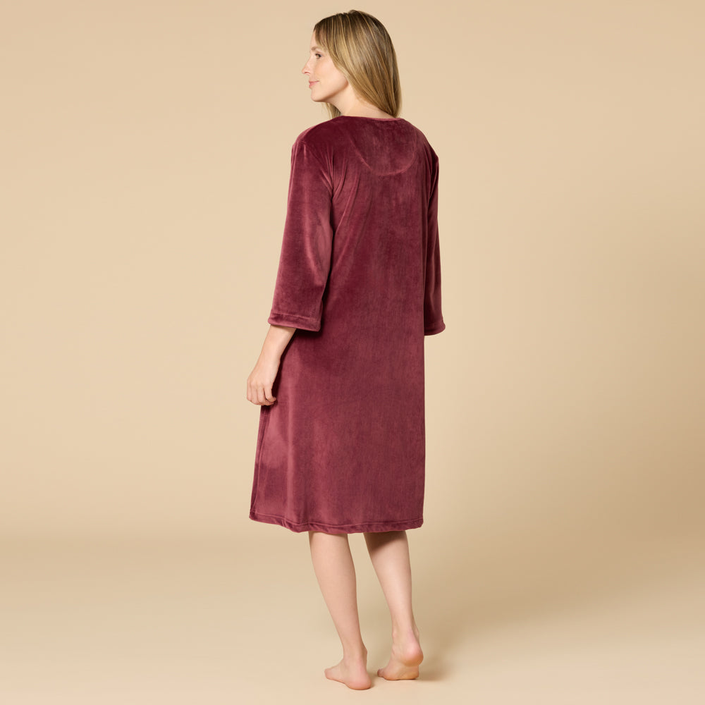 Serenity 42" 3/4 Sleeve Zip Robe