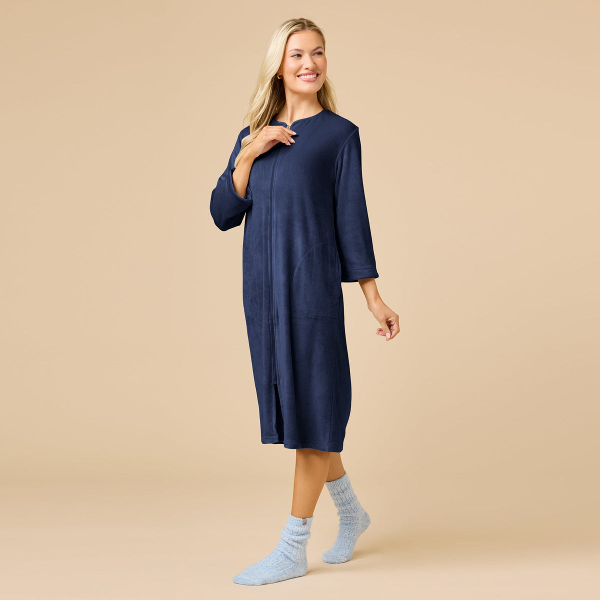 Serenity 42" 3/4 Sleeve Zip Robe