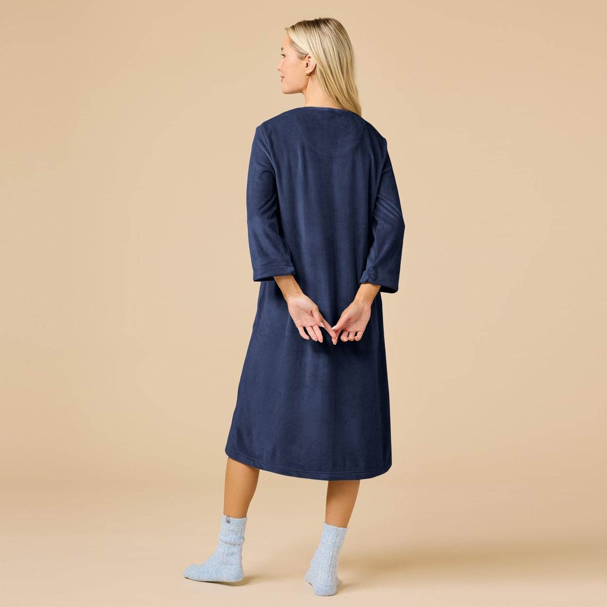 Serenity 42" 3/4 Sleeve Zip Robe