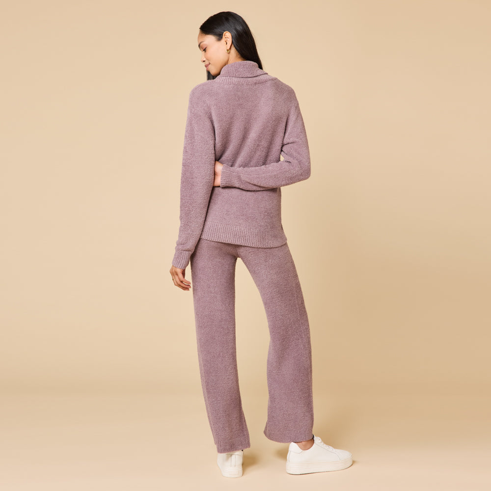 Ultra-Marshmallow Shawl Collar with Pintuck Pant