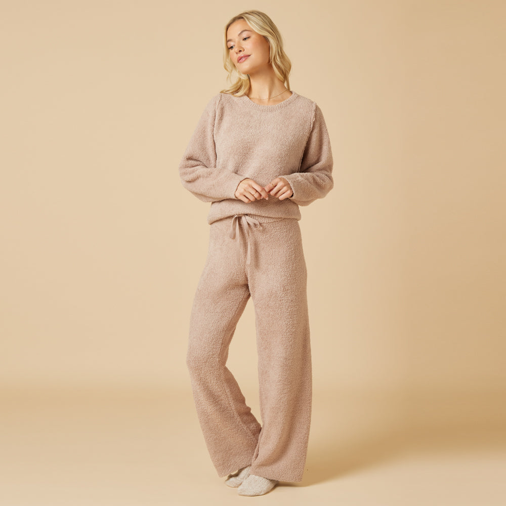 Solid Marshmallow Reverse Seam Crew Neck Lounge Set with Bracelet Sleeve