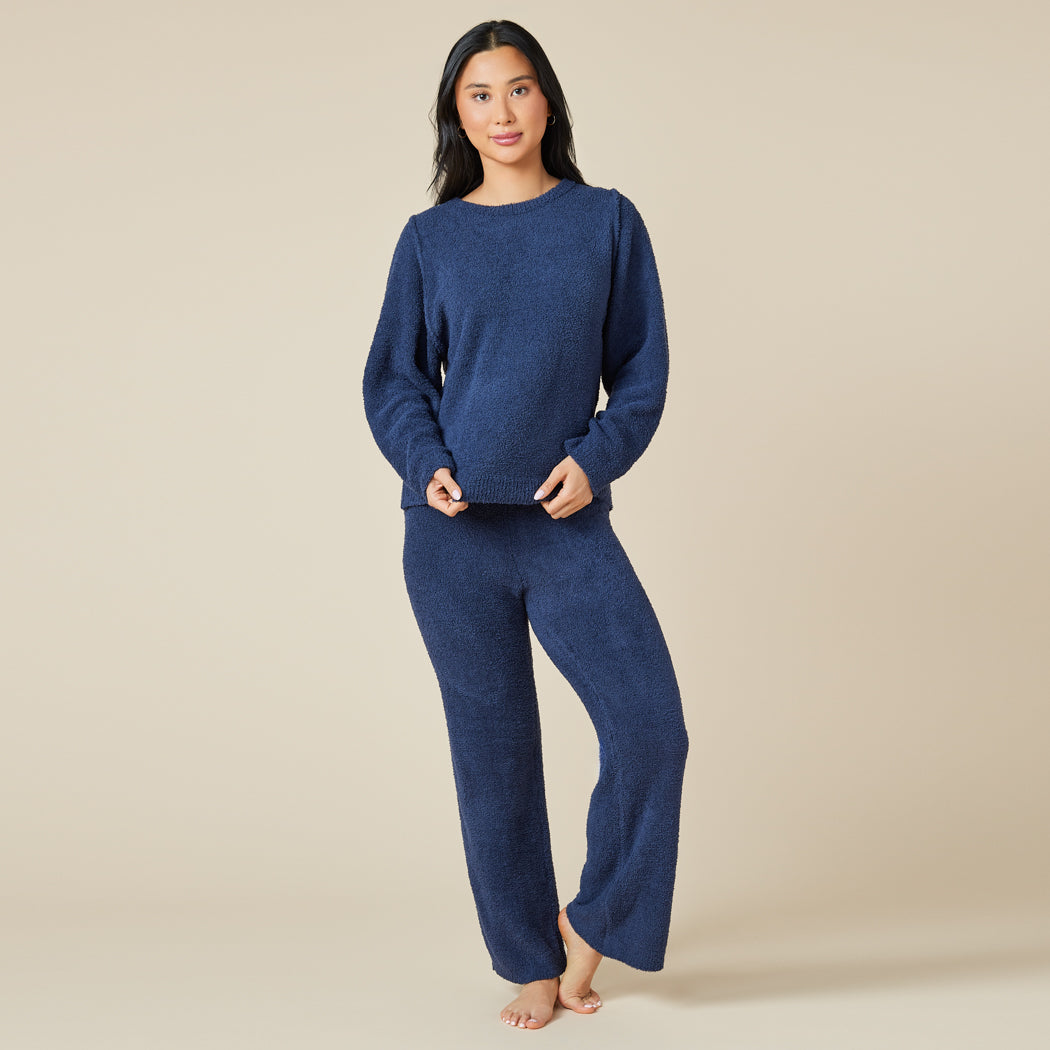 Solid Marshmallow Reverse Seam Crew Neck Lounge Set with Bracelet Sleeve