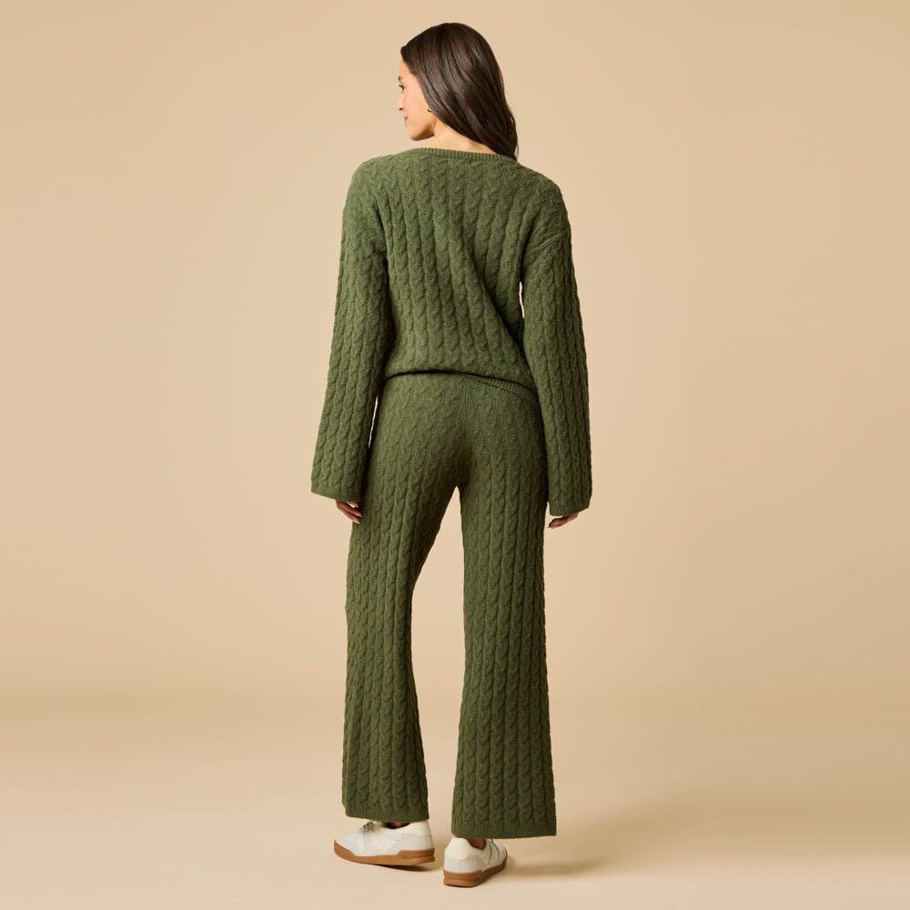 Cable Knit Marshmallow V-Neck with Flared Sleeve and Pant