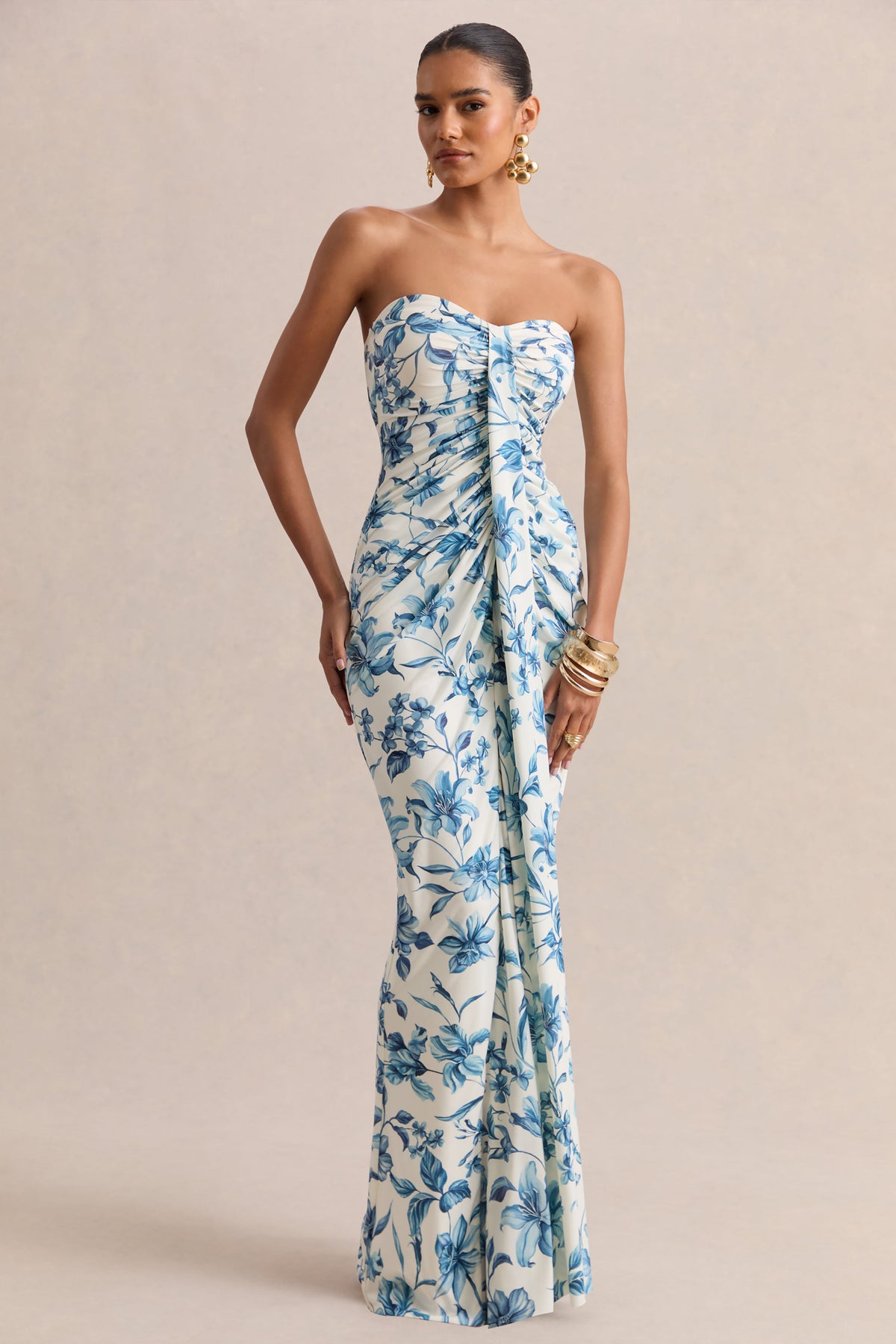 Ali | Blue Porcelain Print Jersey Sweetheart Maxi Dress With Gathered Detailing And Sash