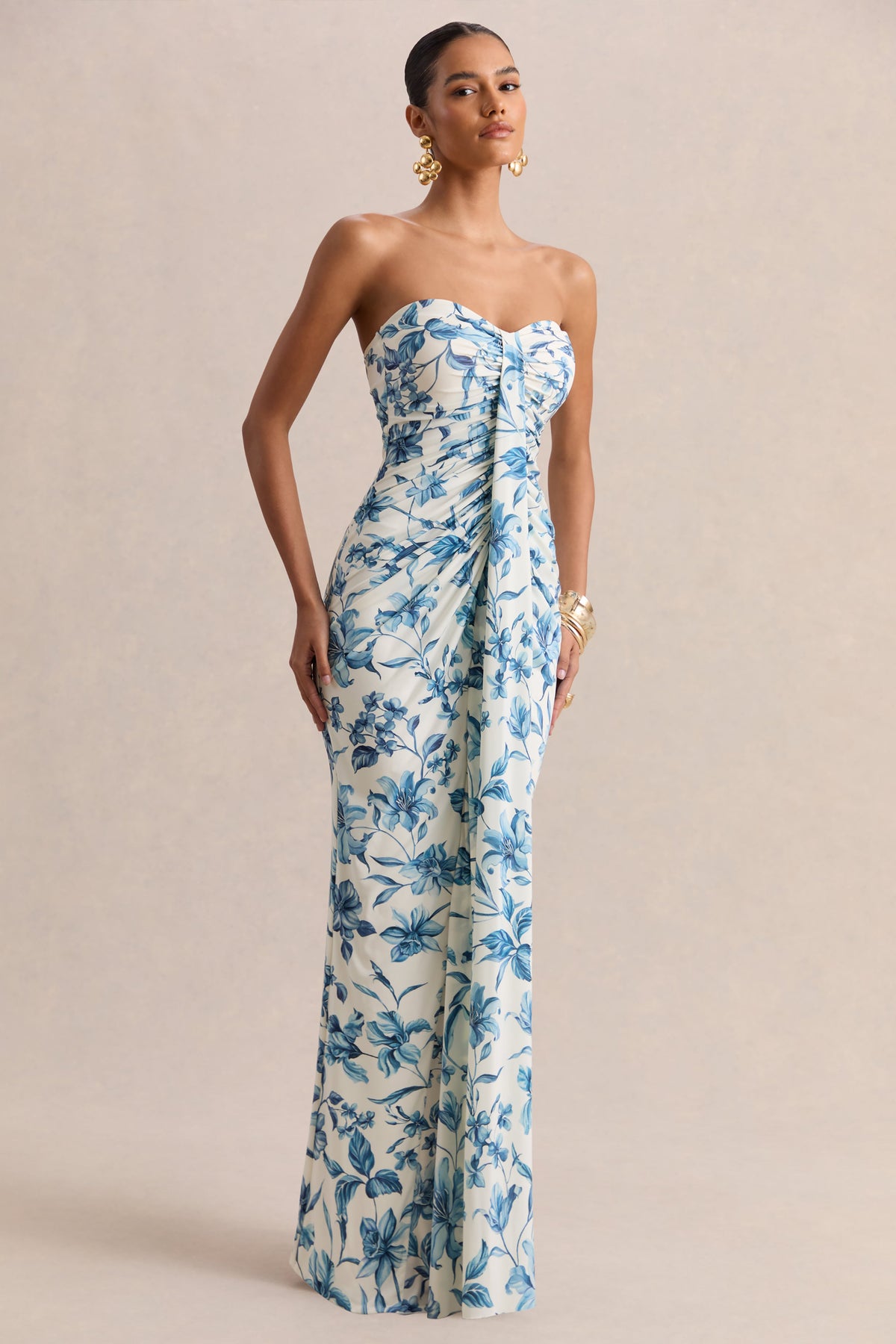 Ali | Blue Porcelain Print Jersey Sweetheart Maxi Dress With Gathered Detailing And Sash