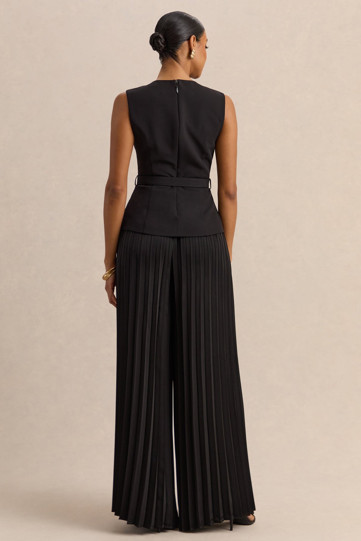 Lerenza | Black Satin Wide-Leg Pleated Trousers