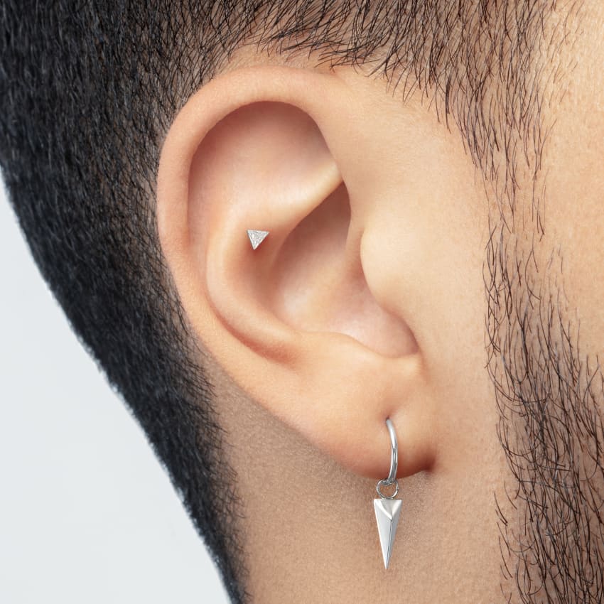 Invisible Set Triangle Diamond Threaded Stud Earring