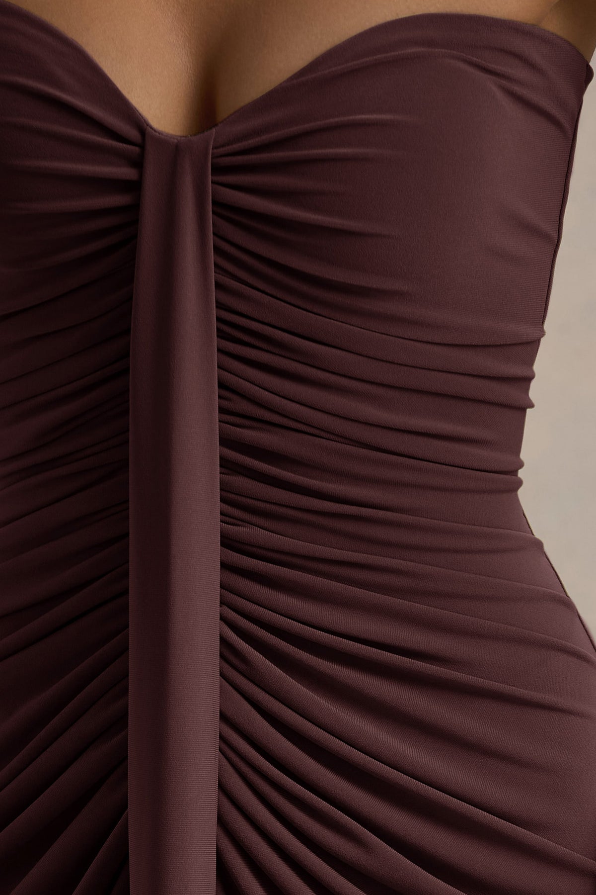 Ali | Warm Brown Jersey Sweetheart Maxi Dress With Gathered Detailing And Sash