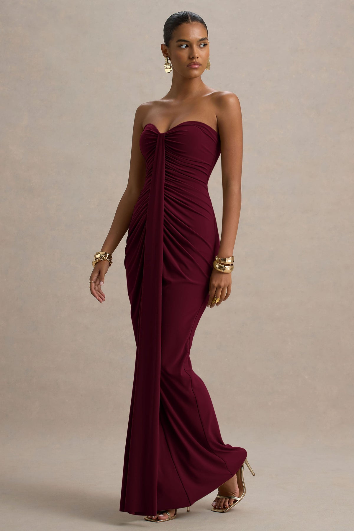 Ali | Burgundy Jersey Sweetheart Maxi Dress With Gathered Detailing And Sash